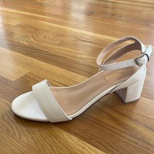 White Block Heel Sandal New In Box Never Worn Sz 9